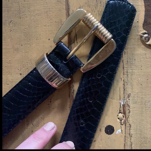 VINTAGE THE RITZ ACCESSORIES COLLECTION BLACK GOLD LEATHER BELT S M main image 11